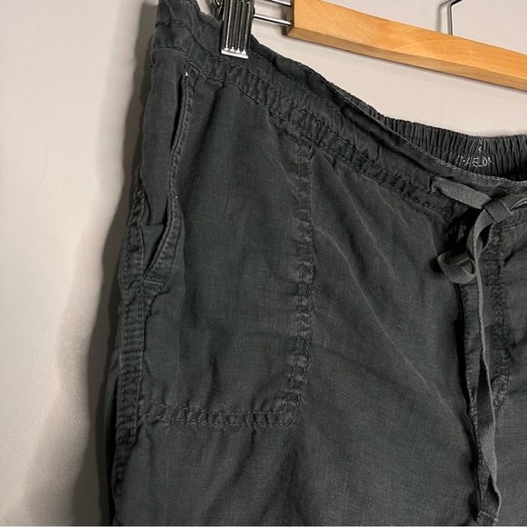 Caslon Gray 100% Linen Shorts, size L - Picture 5 of 13